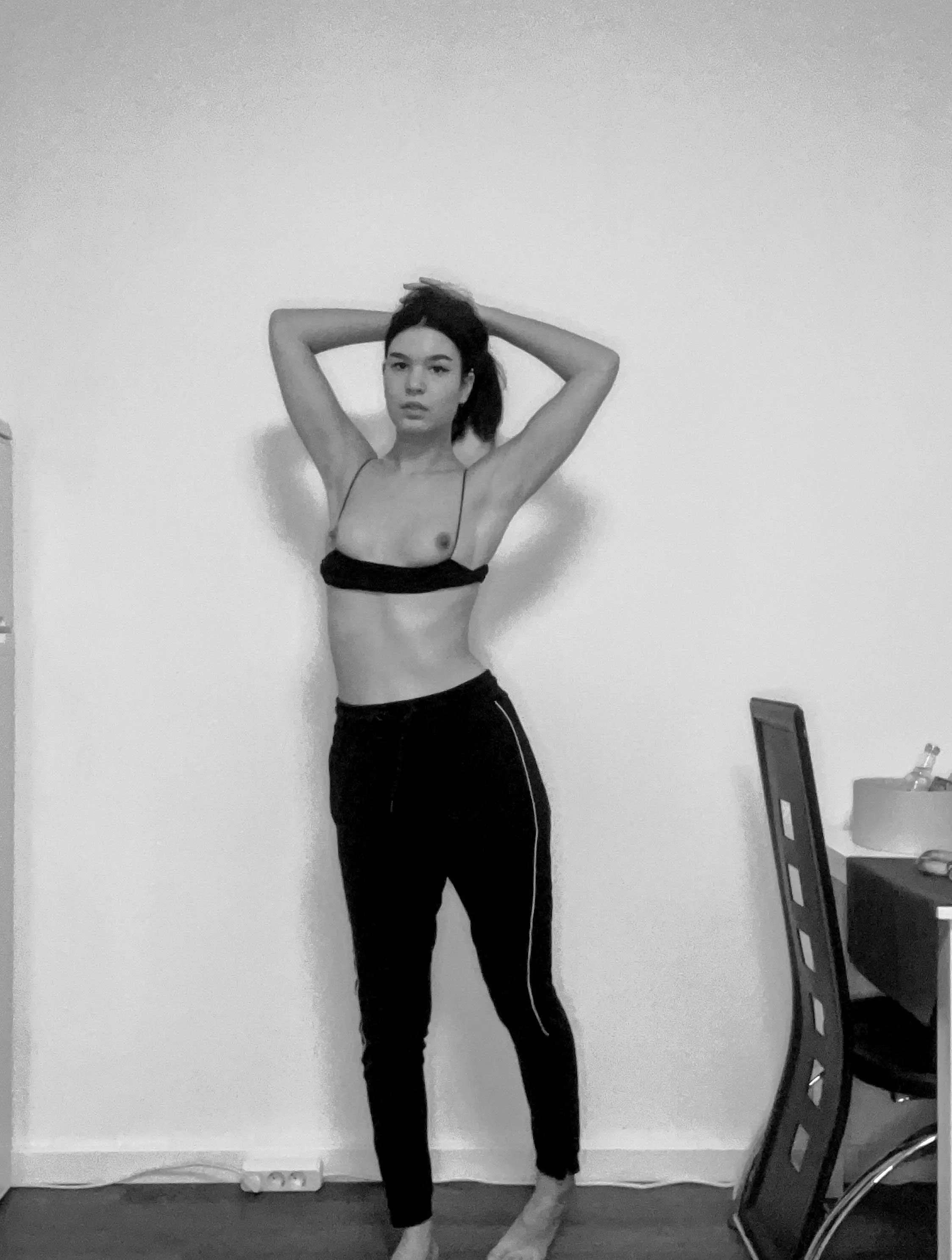 Are senior guys attracted to college girls? 19 y.o