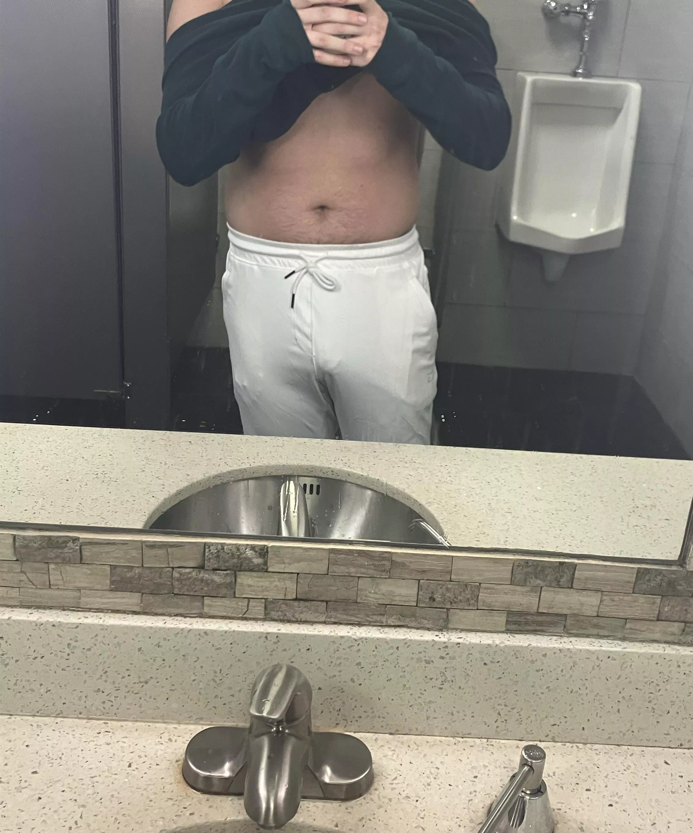 Asked the thicc boy birdwatching lifting next to me if he wanted to meet me in the locker room. No luck - what would you say?