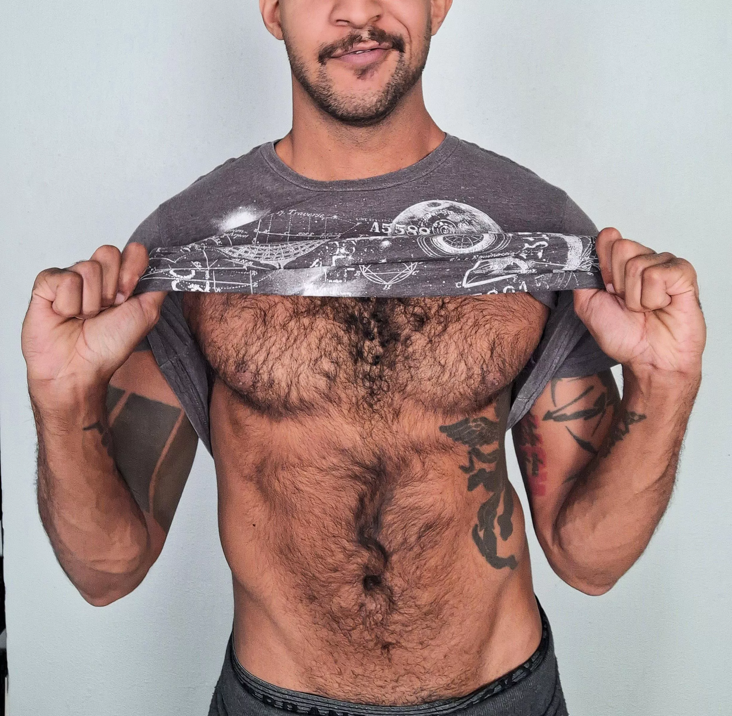 cum gutters comin in nice