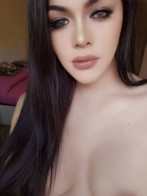 Do you like seeing me standing up or bend over?