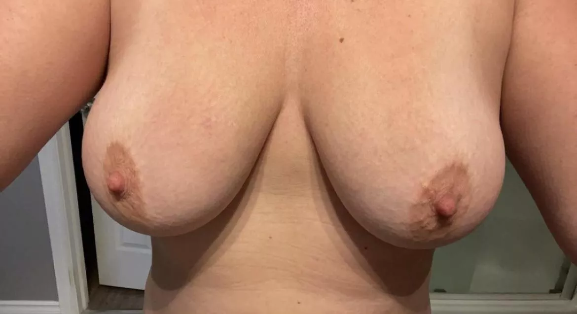 F 37 5’4” 140 I like them!