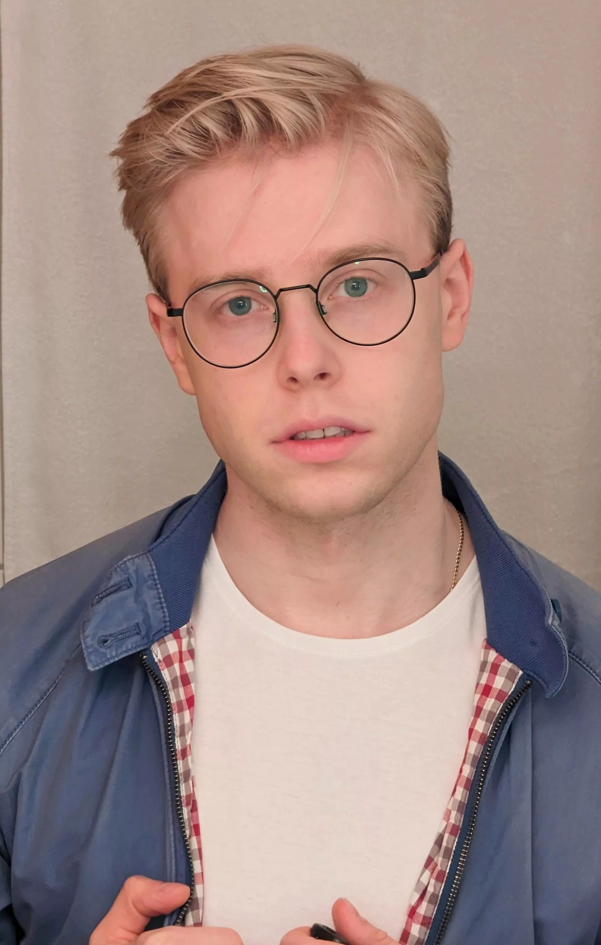 Hey, what do you guys think? 🩵