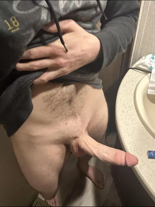 I text you this from the bathroom, wyd