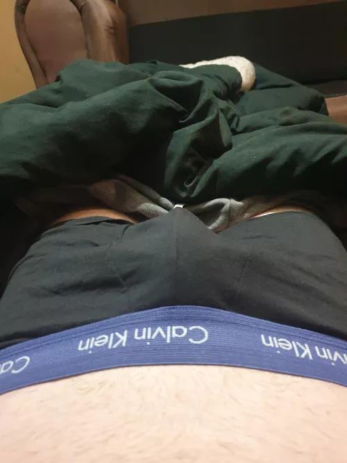 Lay down in my boxers