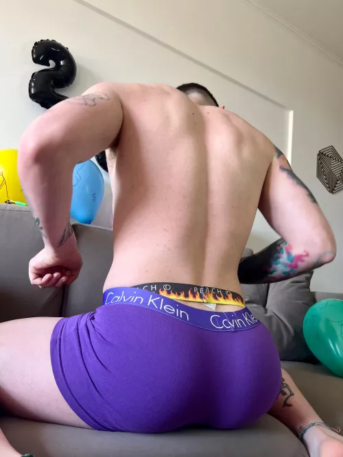 Looking for something big to please me...