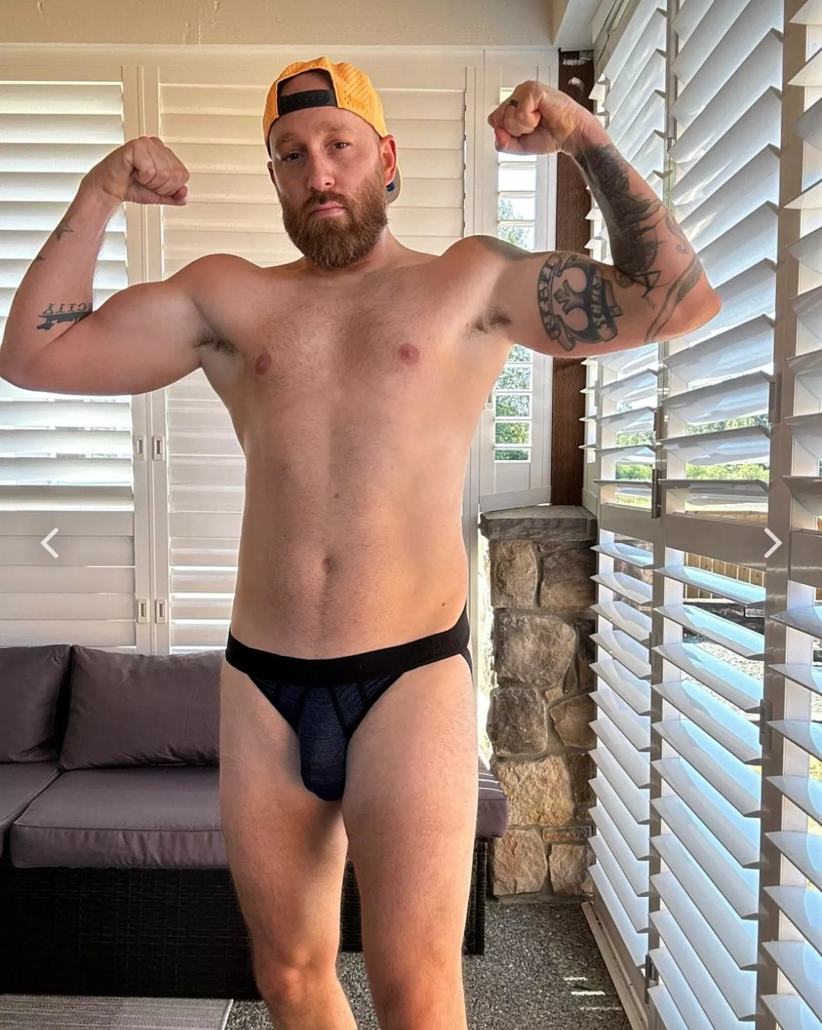 My first post here! Say hi and let me know if you want to see more 😊