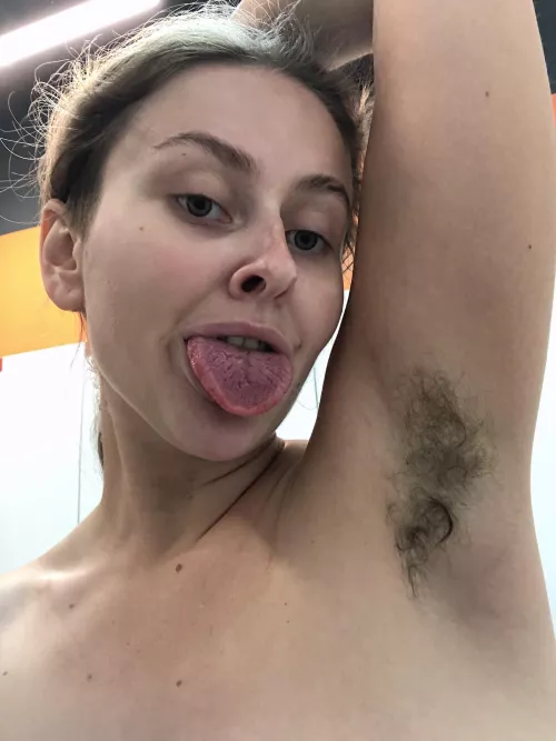 My sweaty armpits after a workout. Lick them!