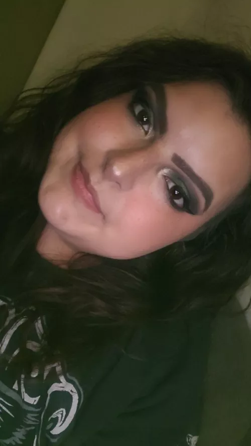 No filter just make up 🖤