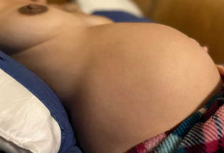 Pregnant belly laying down