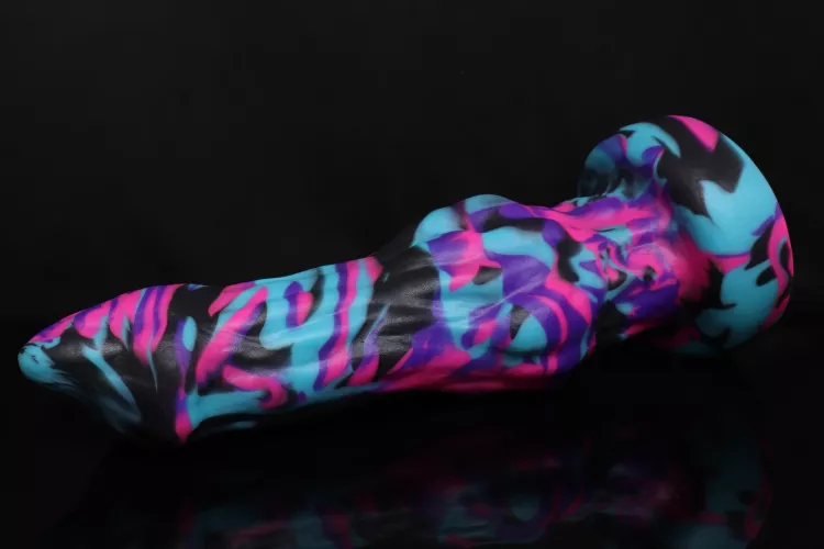 So happy this Varka stuck around in inventory and yay sales!