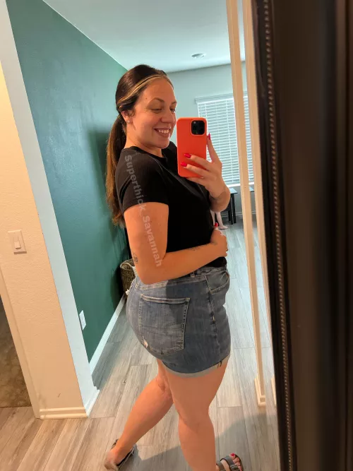 Subscribe to my Milfy Onlyfans while it’s 35% OFF with over 530 pics and videos. Link below