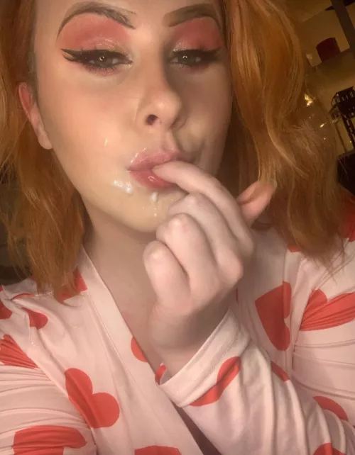 when i’m not taking cum in my pussy, i’m taking it on my face