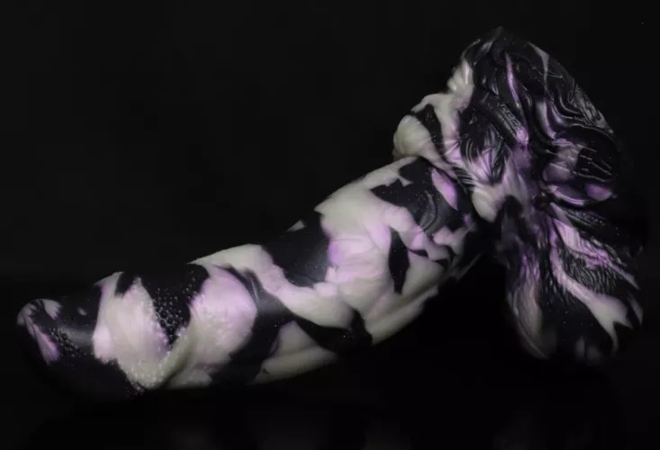 Whoever snagged this Kyel, I’m very jealous of you… you better enjoy it!! 😤 (just kidding, but it’s seriously so pretty though. Had to share!)