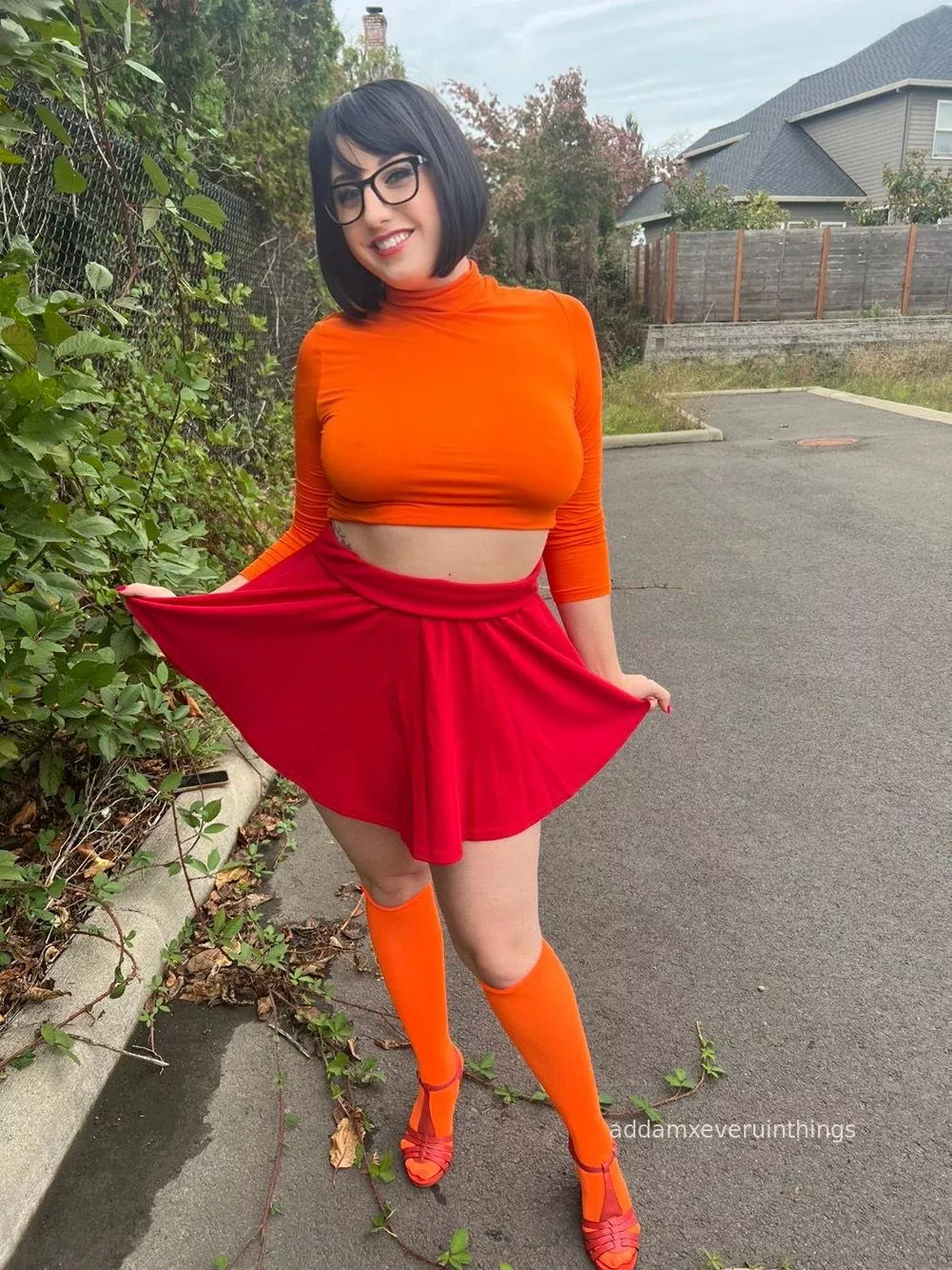 Would you fuck a slutty cosplay wife who's always horny? 37F