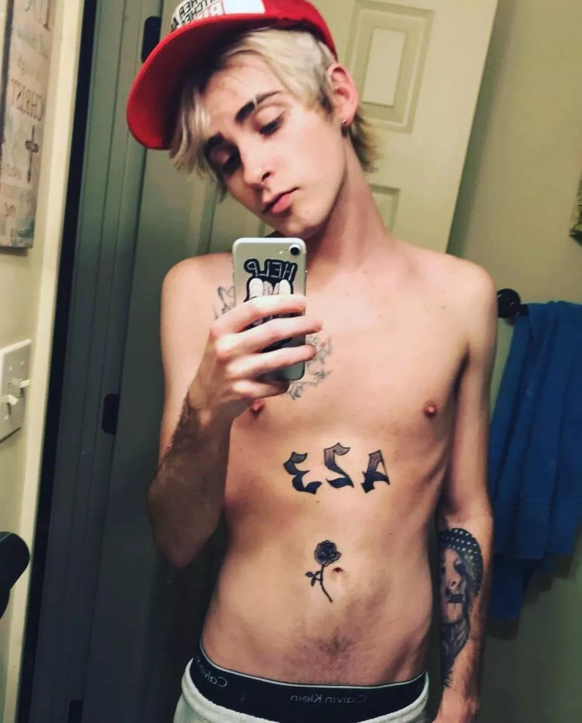 Yall like twinks? 😅