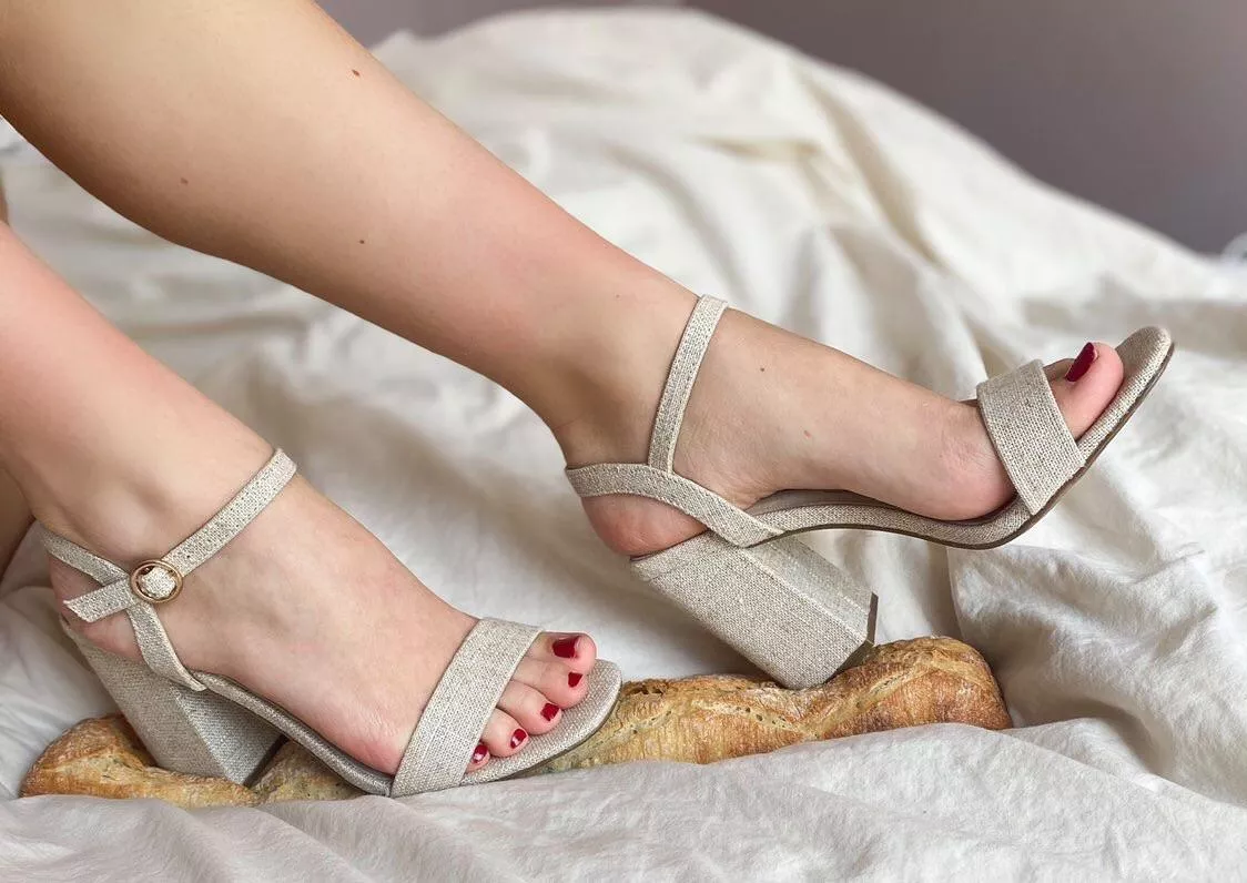 You’ve never dreamed of being a baguette before today huh? 🥖