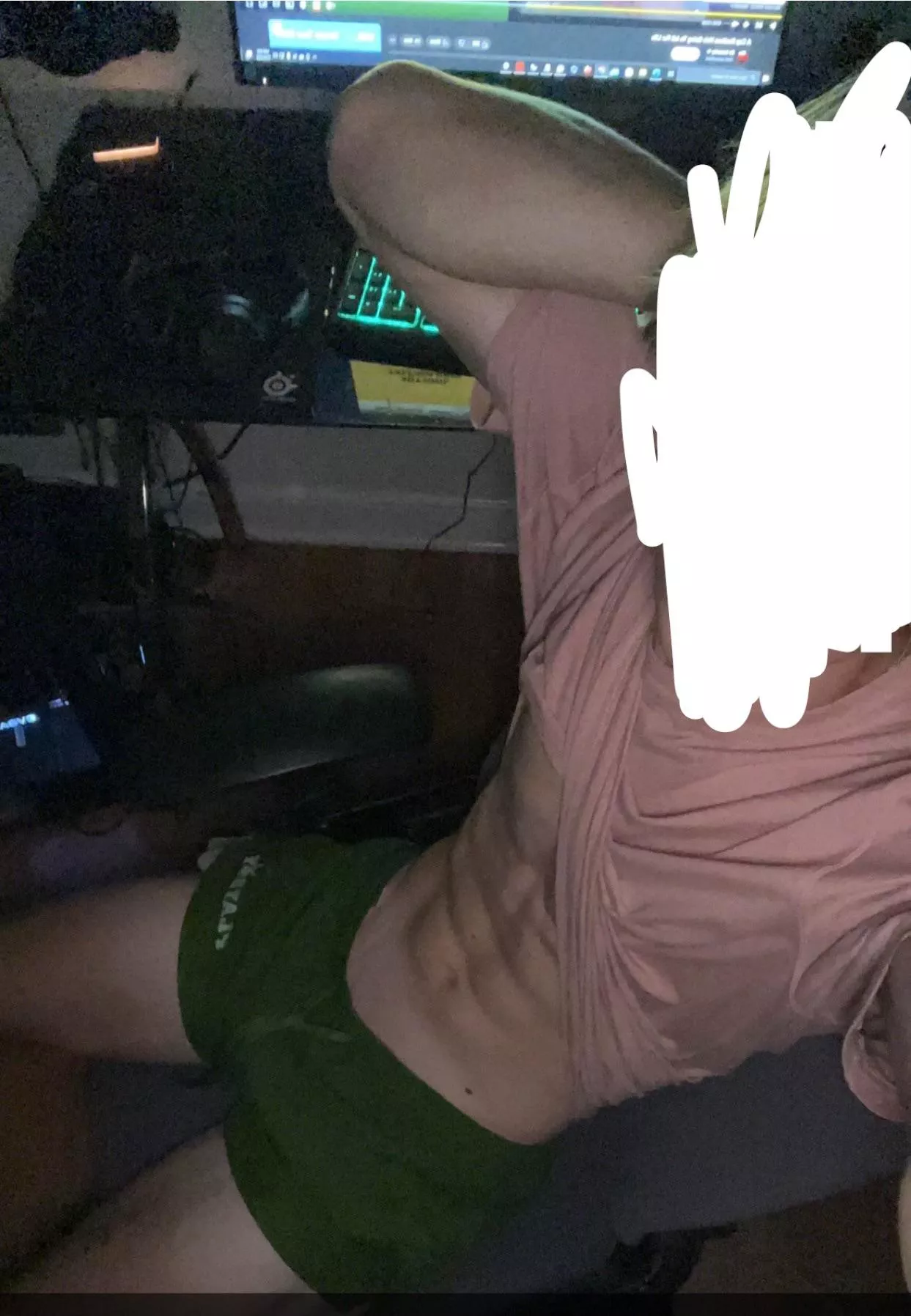 18 Broke College Dm to buy / Trade