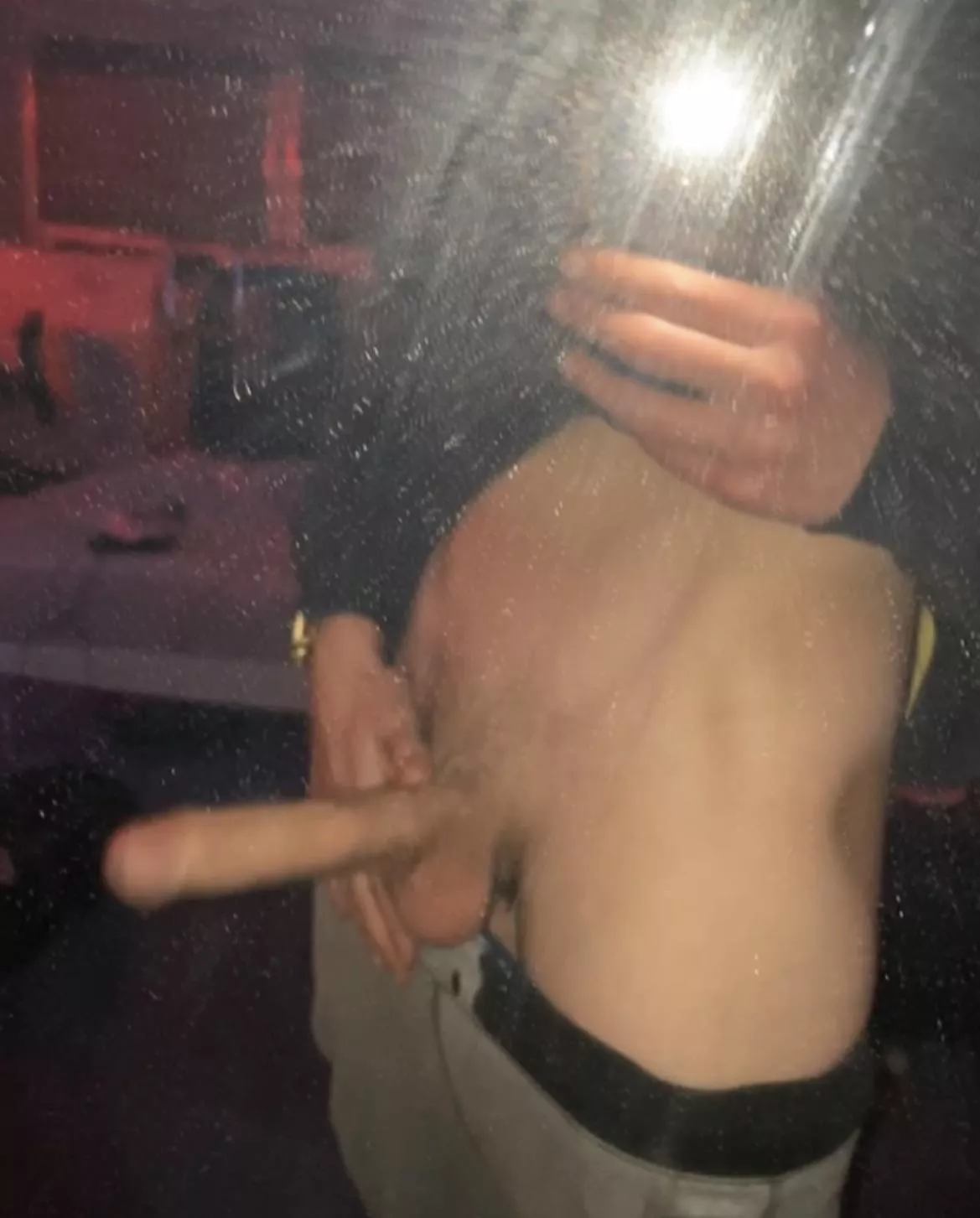 19 @gabriel-uk55 hmu if your horny