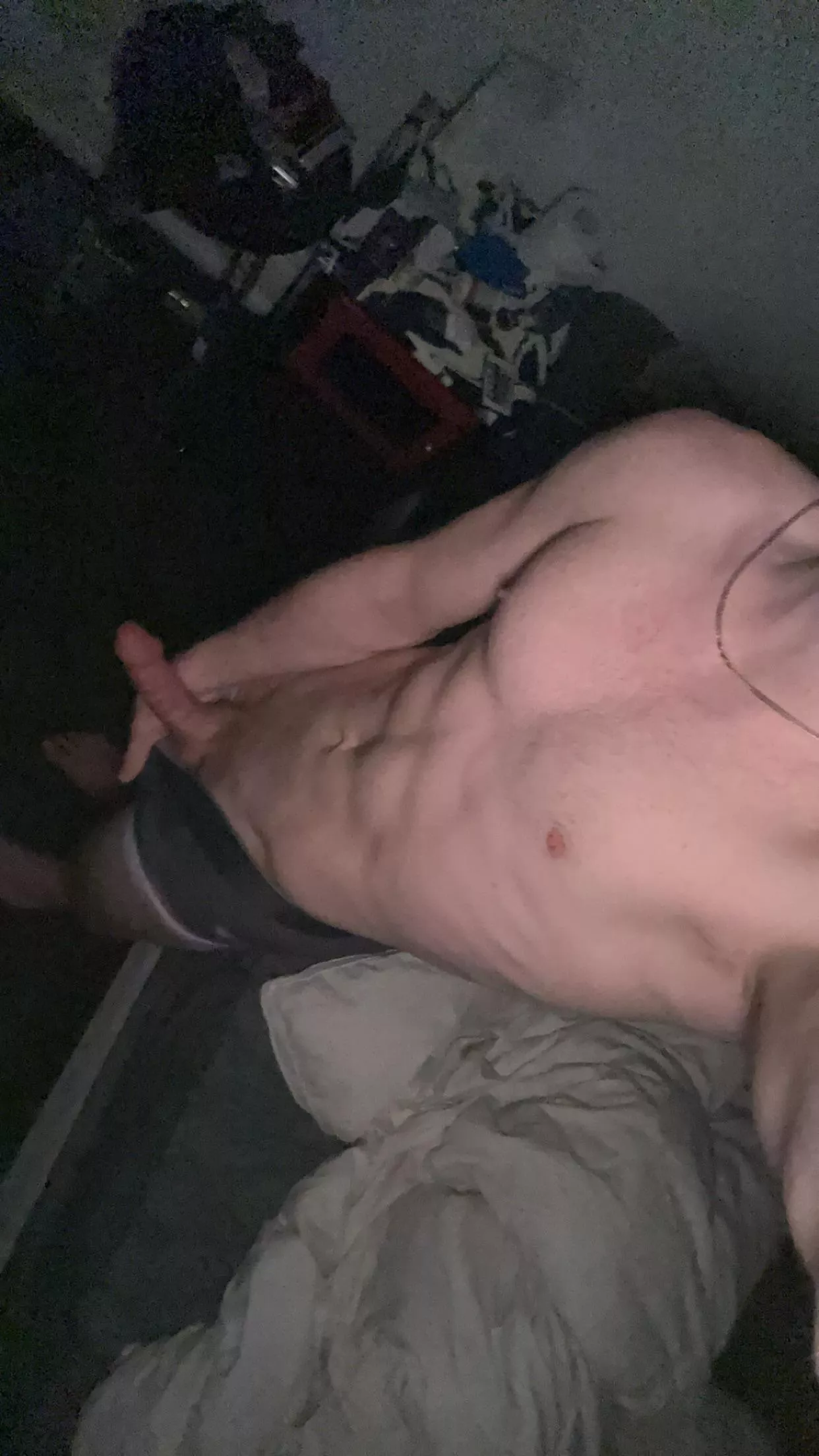 22 m looking for fatasses and femboys ;) snap sheluvsmikeyy23