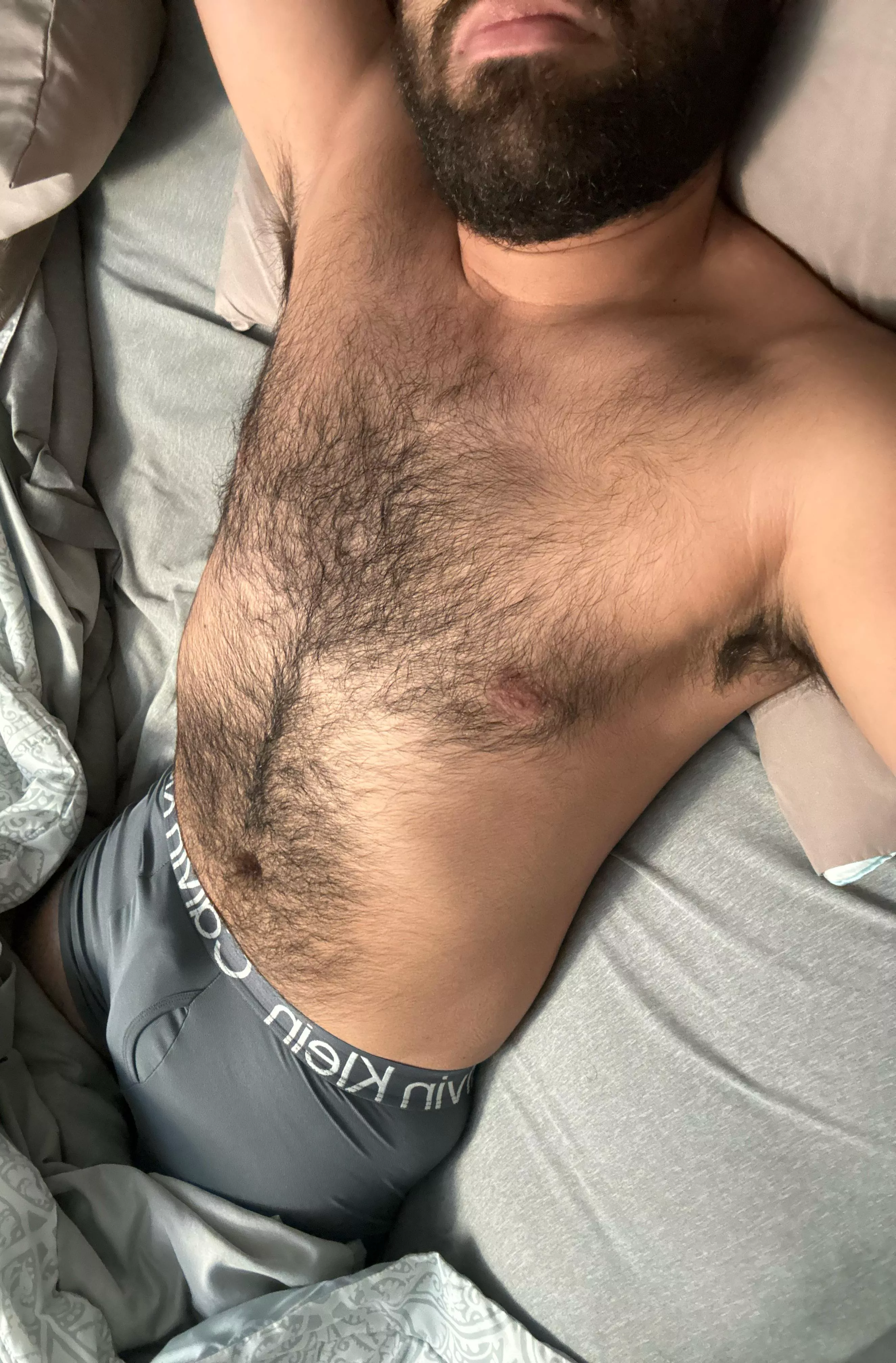 29 M, always felt self conscious about my hair. What do you guys think?