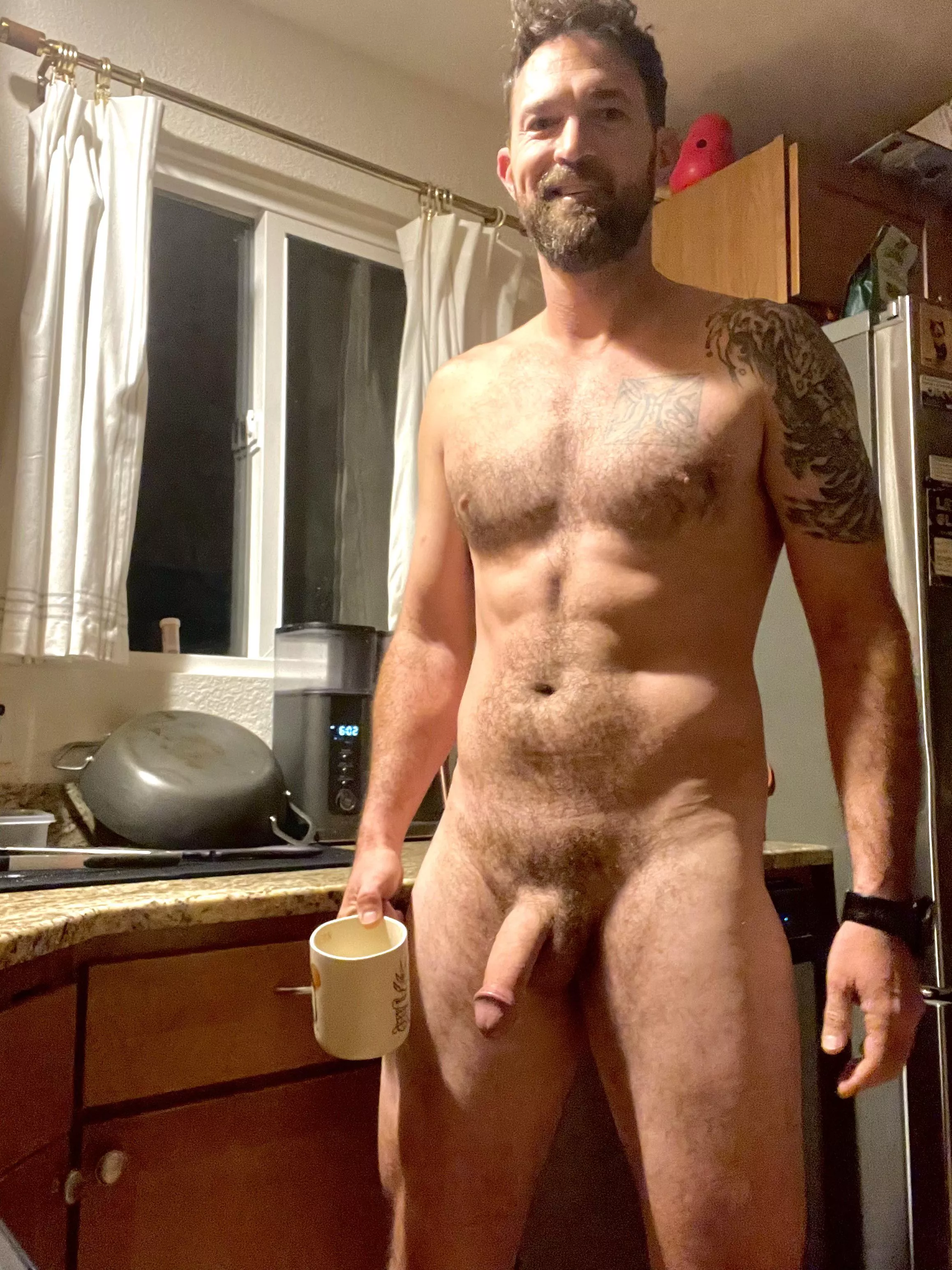 (36) Good morning, how do you take your coffee