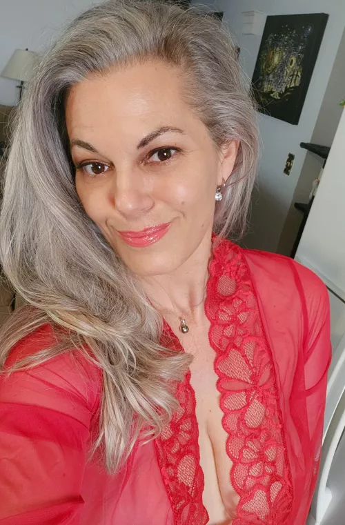 49F 2 kids Still fuckable?