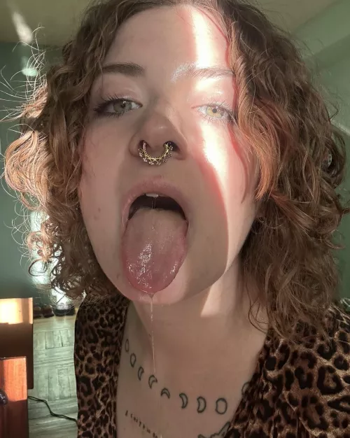 A golden hour 🥵 [oc]