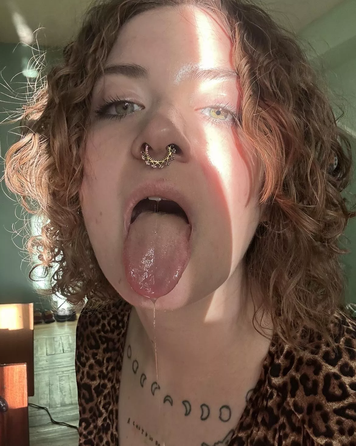 A golden hour 🥵 [oc]