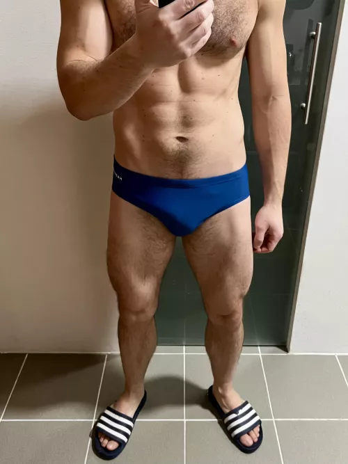 Am I too hairy for this swimsuit?