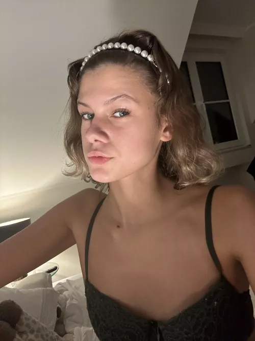 cute I know but can my body makes you hard as well ?