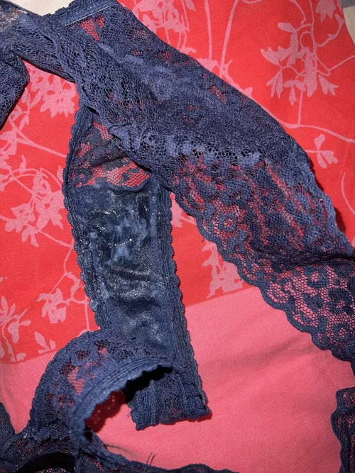 do you love a wet pair😉😈