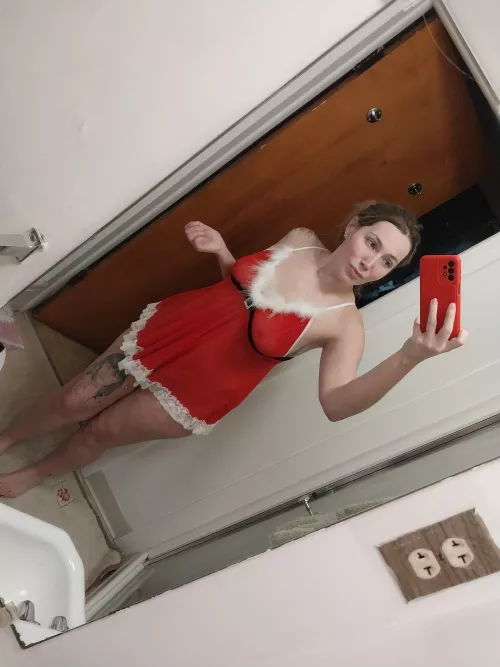 Do you think I'm on the naughty or nice list? (@marbearrs) [Onlyfans]