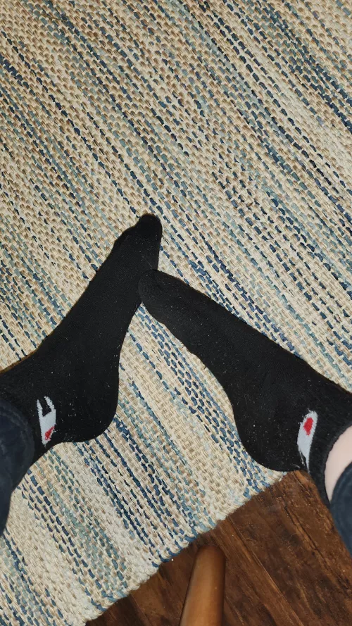 Do you wanna see my sweaty feet?