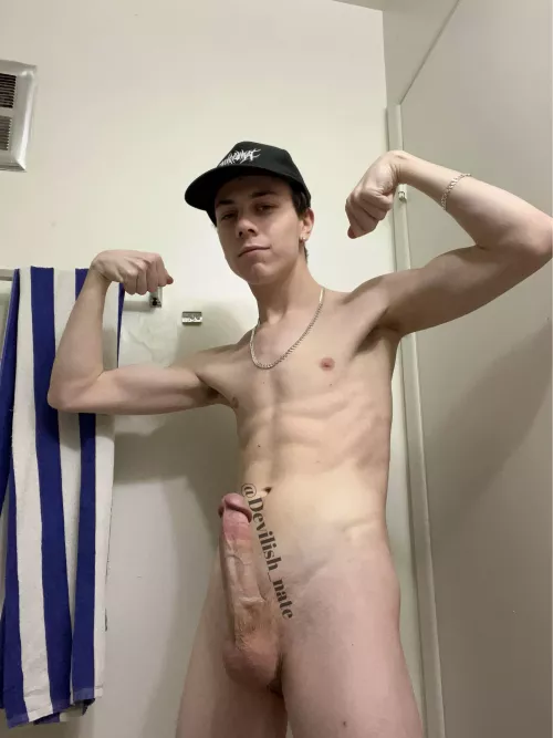 Feeling stronk lemme pound you (exclusive content in bio)