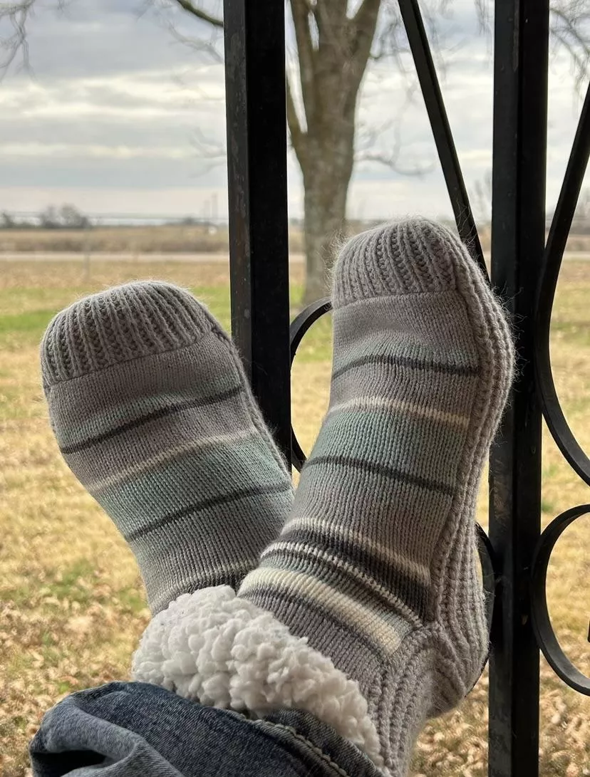 Fuzzy socks, cold weather, hot feet