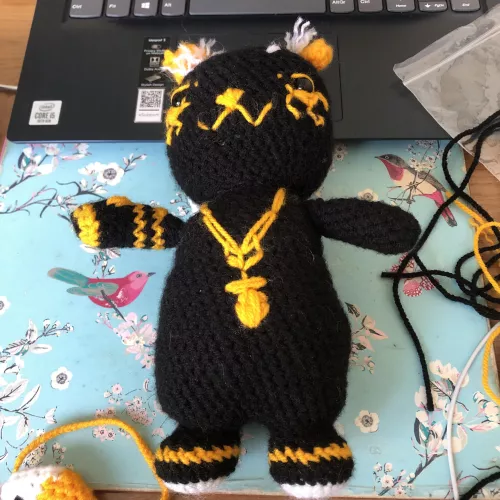 I’ll make your fursona into an irl plushie or tapestry!! Drop a reply or message :)