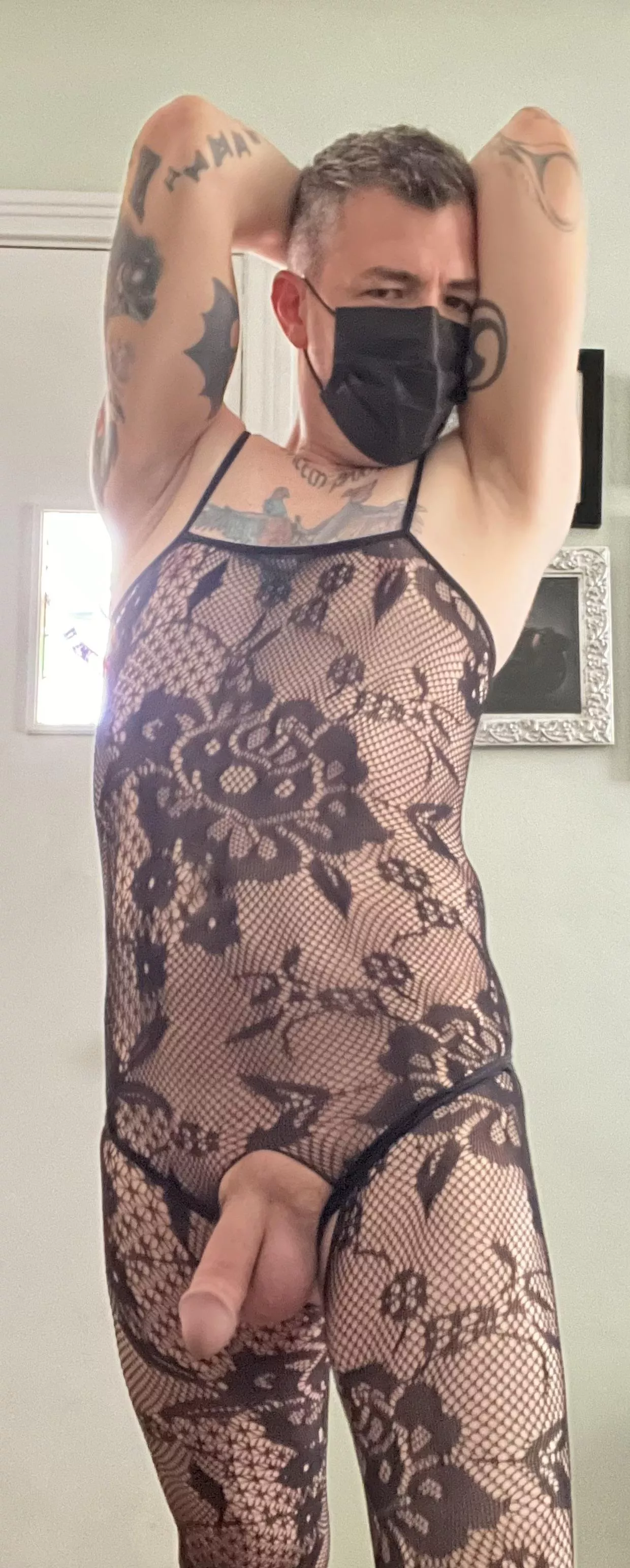 I’m a non-binary artist that has never posed for others.