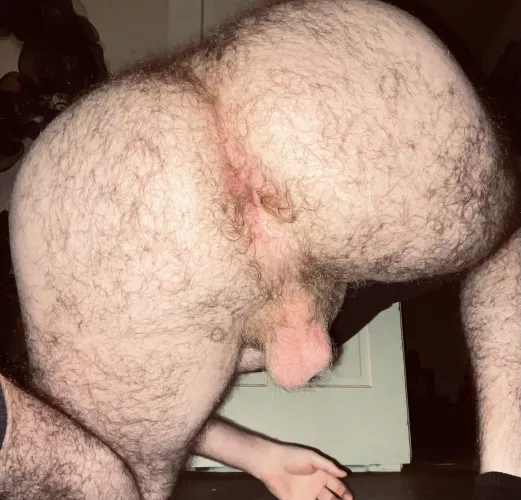 Imagine I’m looking for something I dropped and you find me like this… what’s your move? (21)