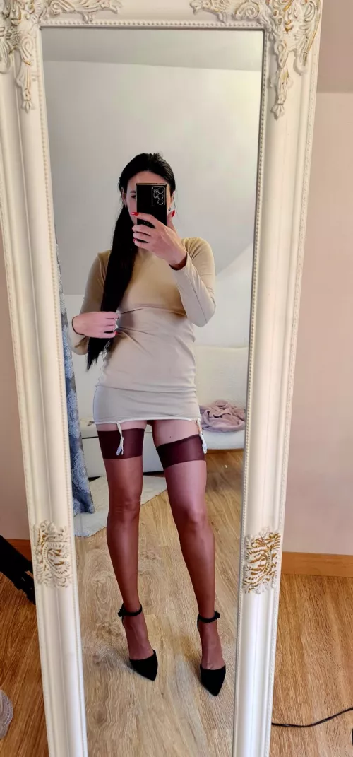 Just sexy 40 y.o mom