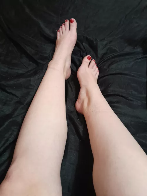 Just took off my socks😏