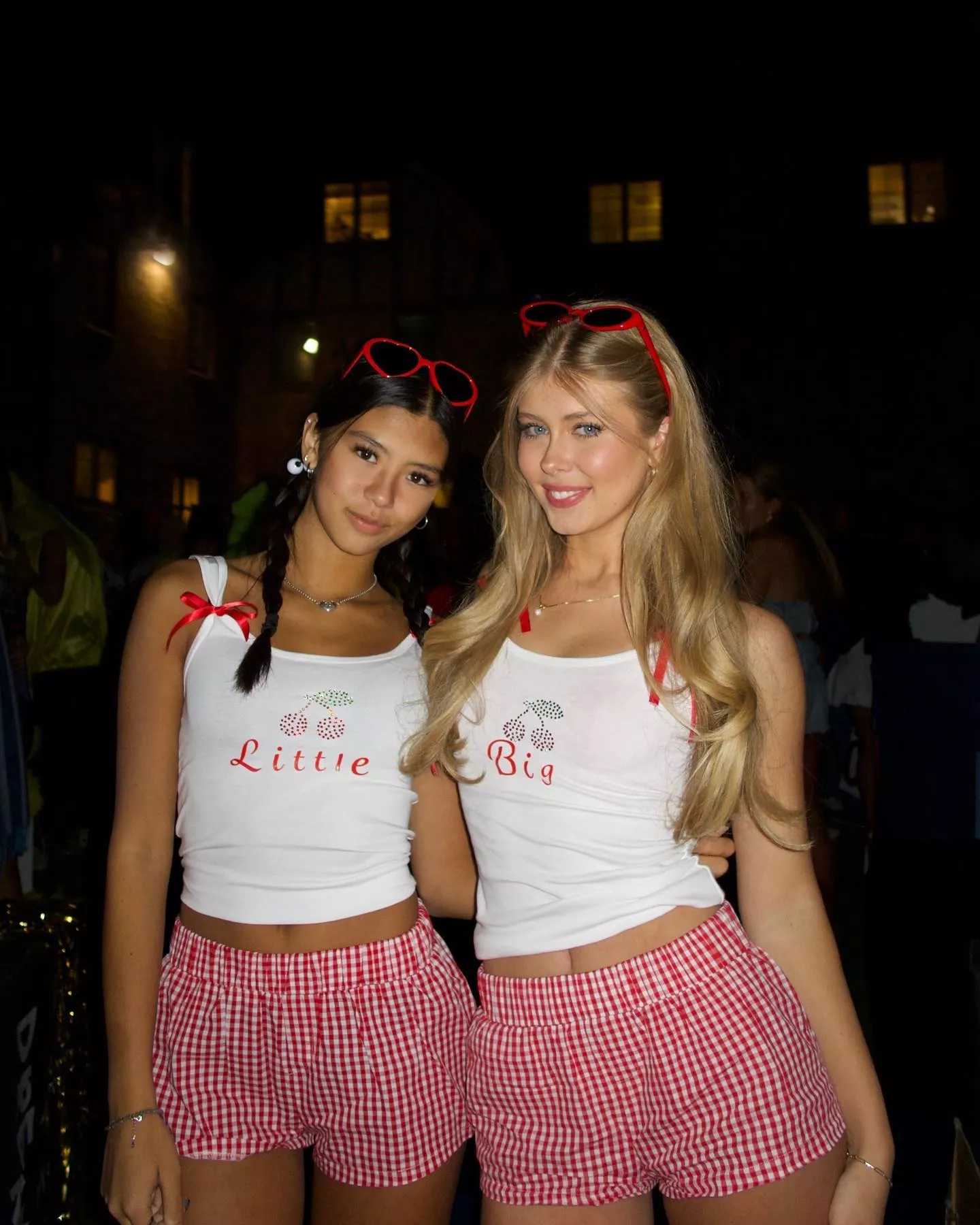 ❤🤍 Little or Big?