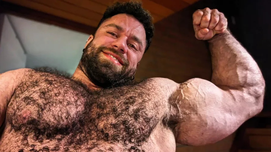 My hair likes to curl up after I sweat 😂