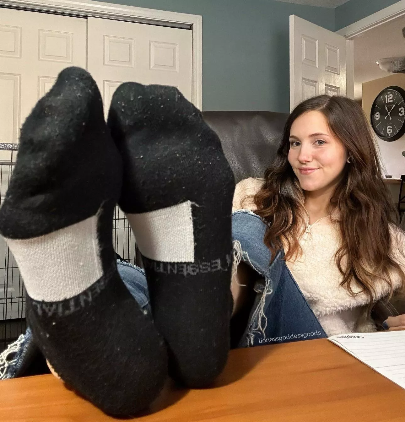 [Selling] Looks like you need a new cum rag. Lucky for you I've got your replacement on hand. Menu & drawer pinned, free shipping, tracking #, pow photo included