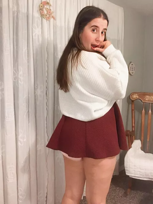 Short skirts and soggy diapers = perfection 😍💦🫶🏼