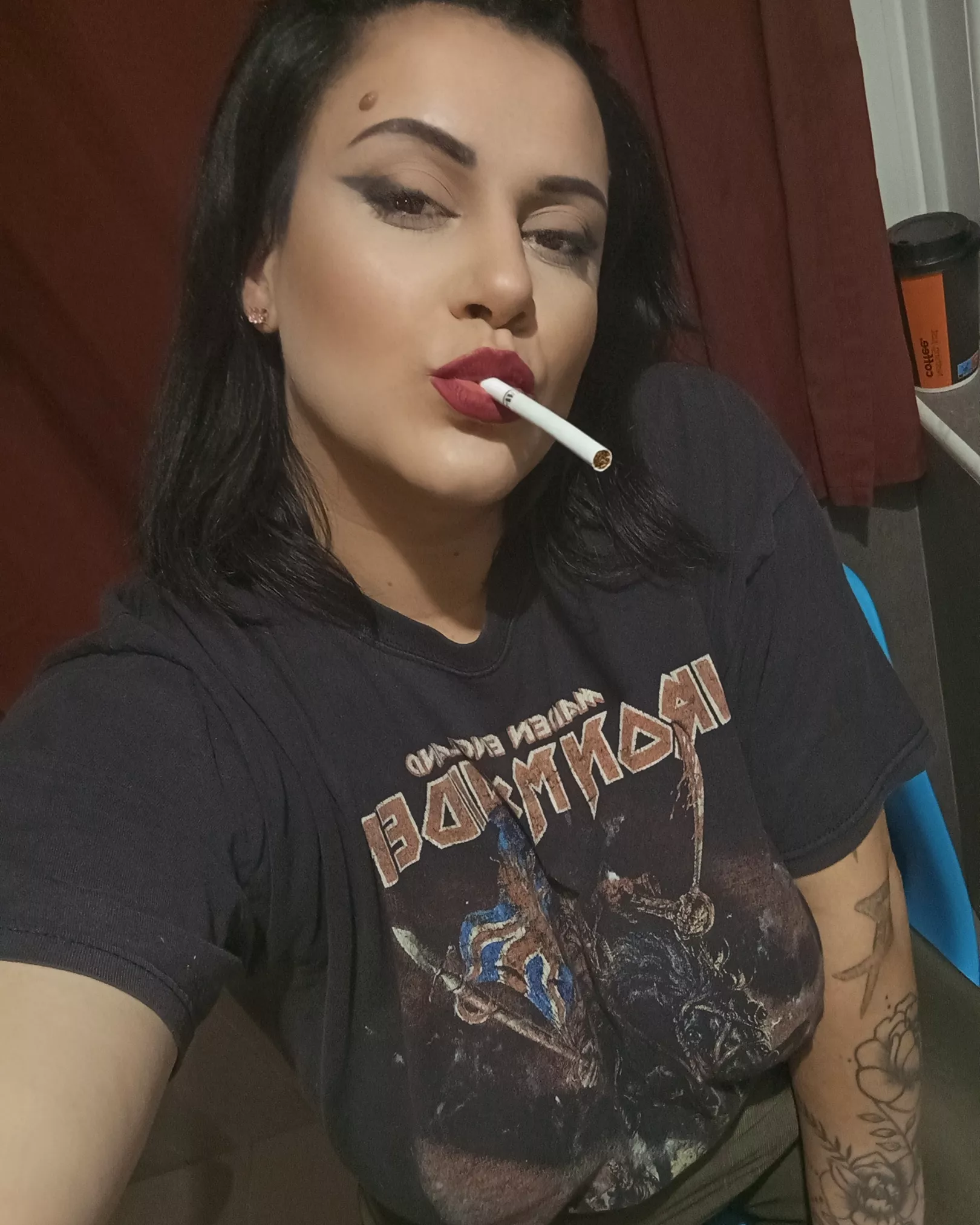 Turning 28 tomorrow💕🚬