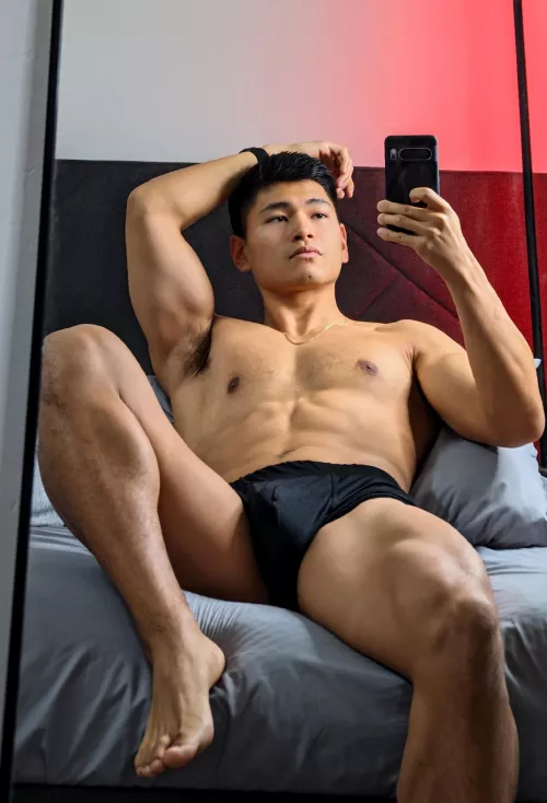 What do u think about Asian guys?