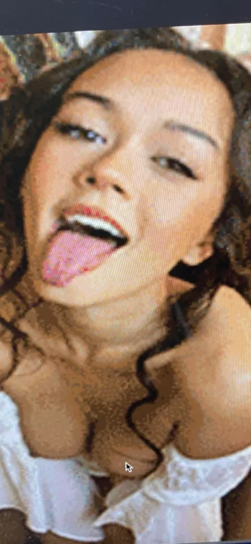 What’s the name of this girl?