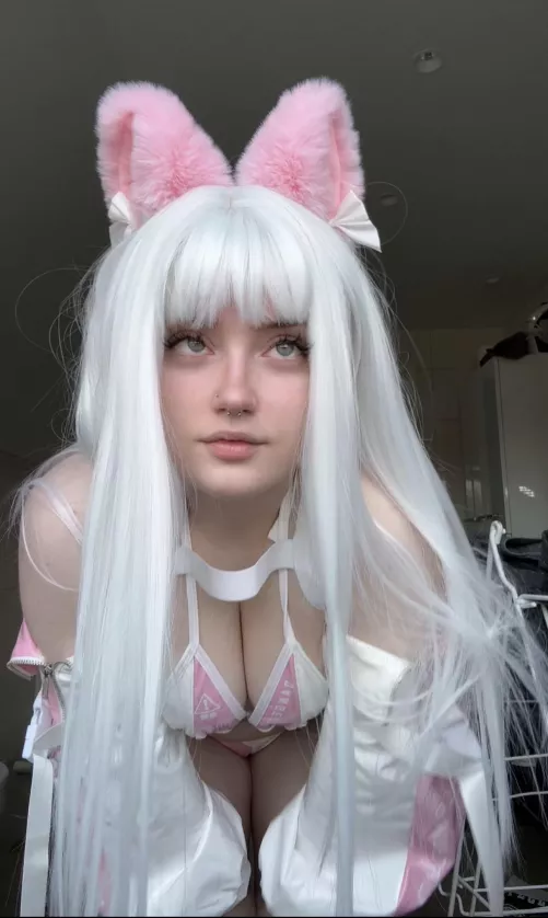 Will you pet me and tell me I’m a good kitten?