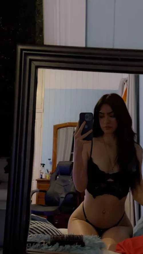 are there men who prefer small tits? xx