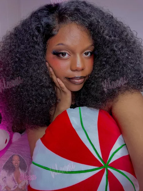 Christmas is so close I’m excited lol🍬